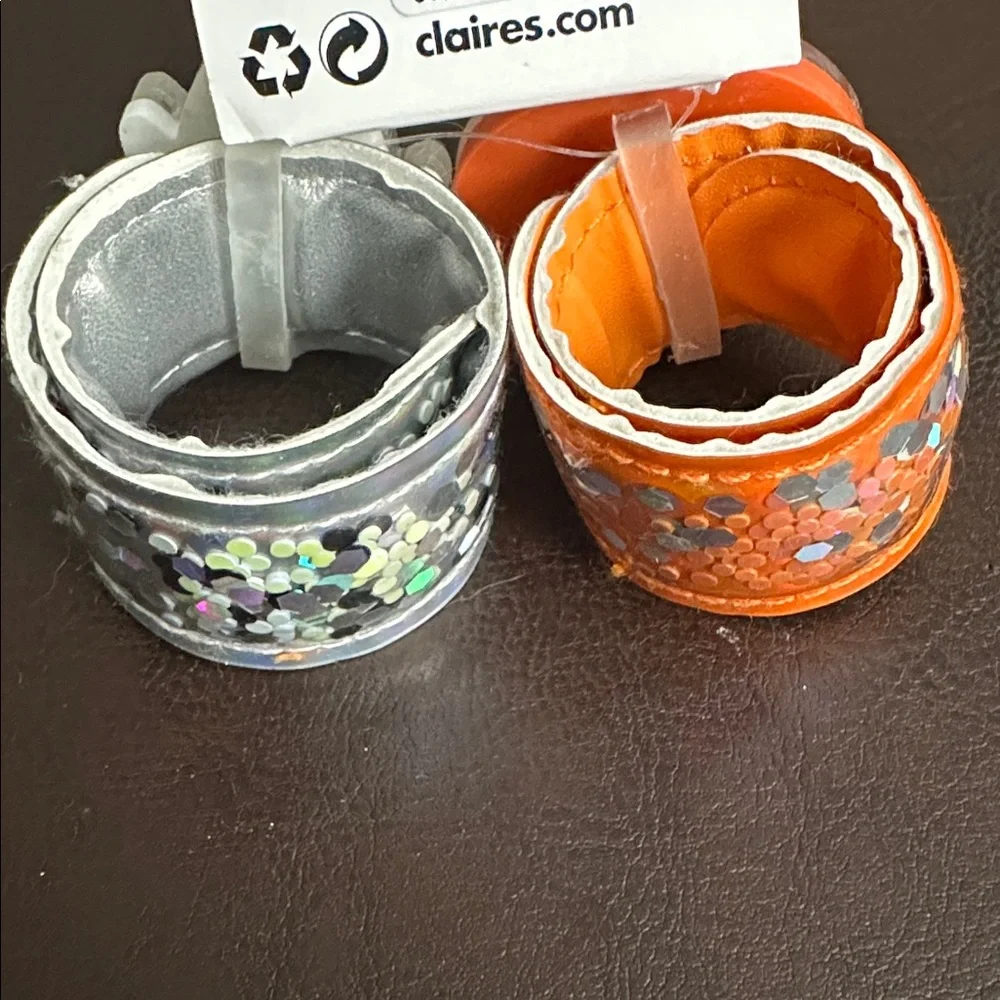 Claire’s Halloween Pumpkin & Ghost Slap Bracelet set